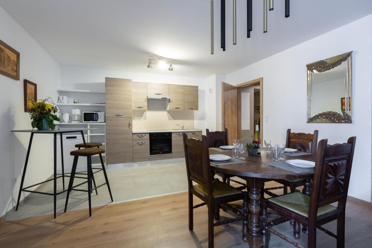 Le Rhenanus Jacques Taurellus - Appartement Duplex Au Calme - Centre Ville - Parking Gratuit Sélestat Dış mekan fotoğraf